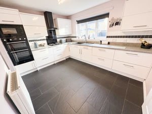 Photo 11- click for photo gallery